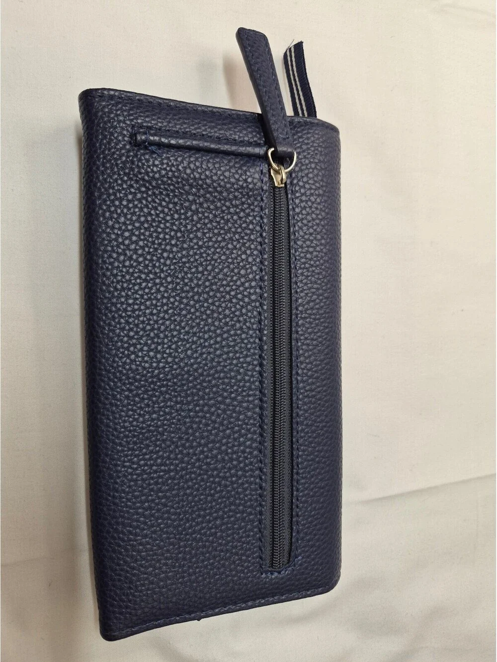 Nautica Navy Blue RFID Protection Trifold Wallet with Zippered Coin Pocket B453